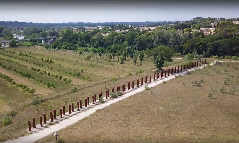 AP252 Comb to harvest logjams in flood plain
