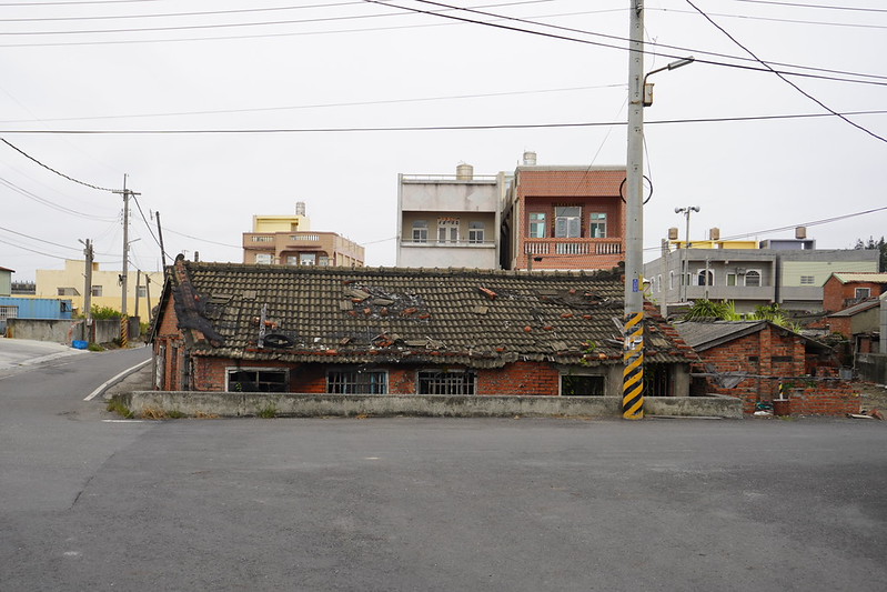 AP256 Abandonned houses because of land subsidence Taiwan